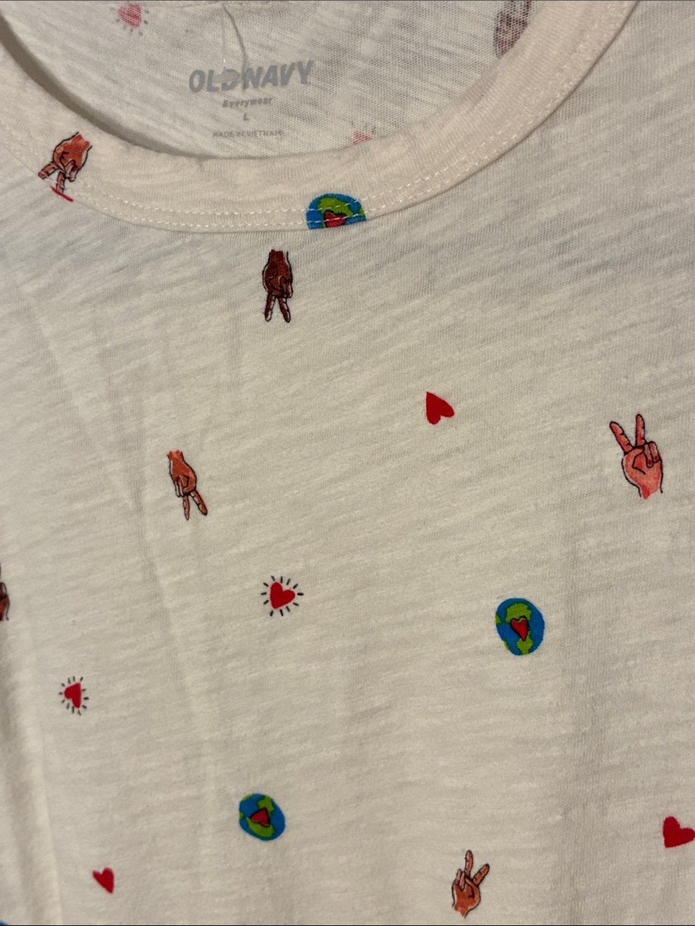 Old Navy Off White Short-Sleeve Tee with Hearts Peace Hands & Globe Motifs Large